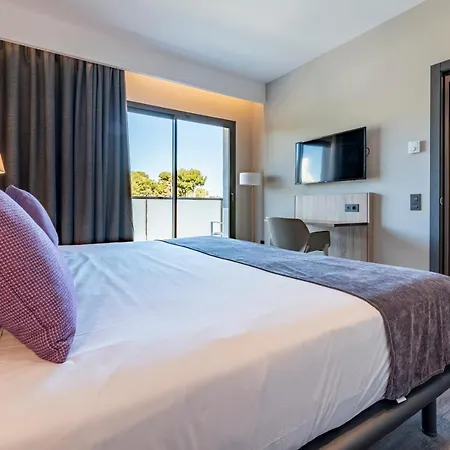 Hotel Astari