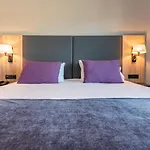 Hotel Astari 4*
