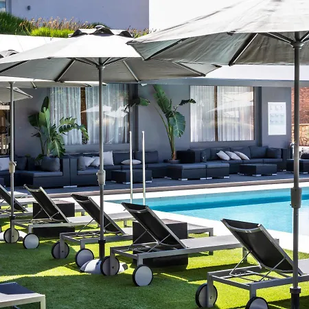 Hotel Astari