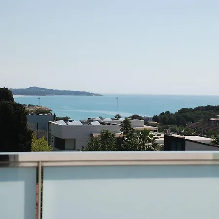 Hotel Astari 4*