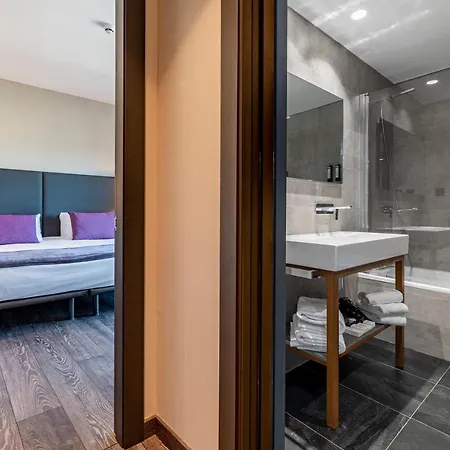 Hotel Astari 4*