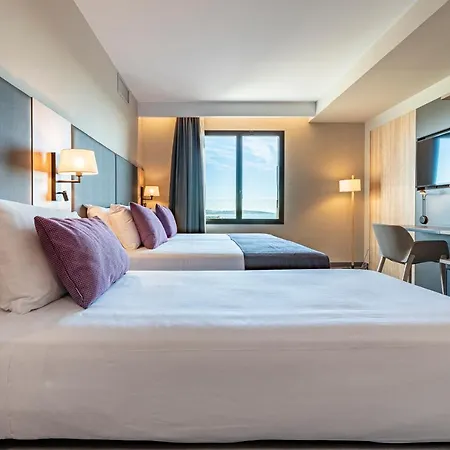 Otel Astari 4*