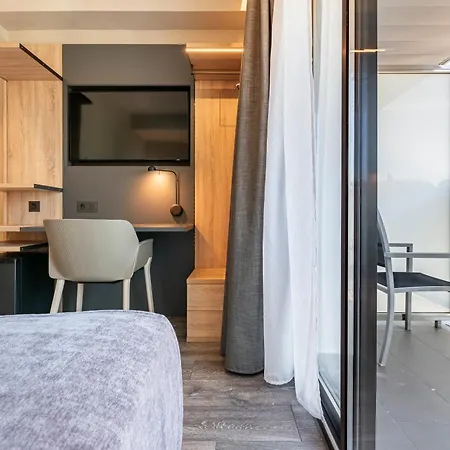 Hotel Astari