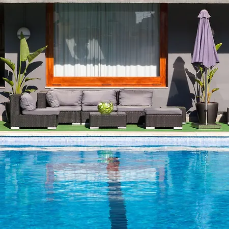 アスタリ タラゴナ