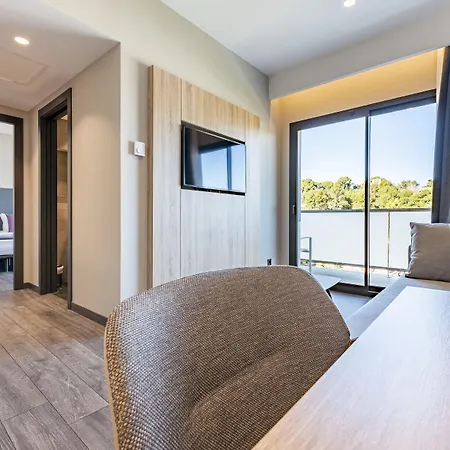 ホテル アスタリ 4*