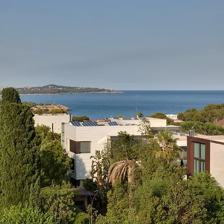 Astari Ξενοδοχείο 4*