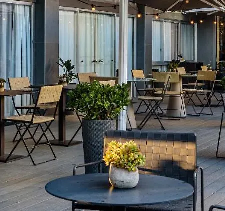 Hotel Astari